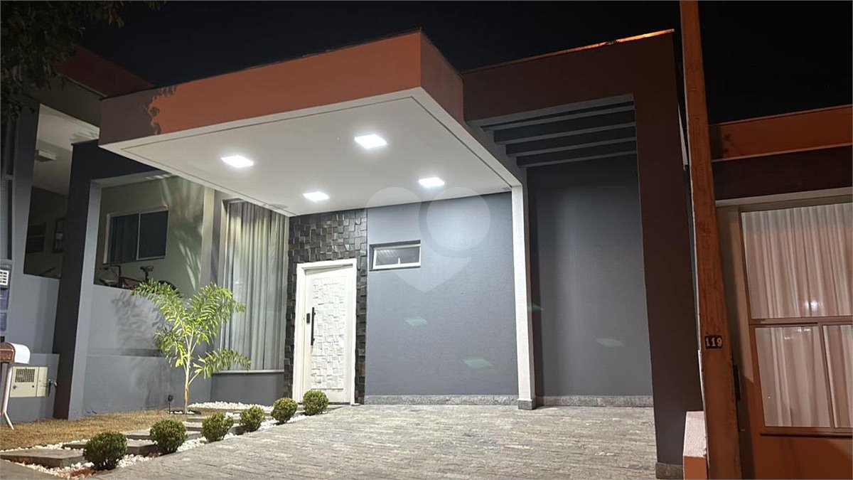 Casa à venda com 3 quartos, sendo 2 suítes, no condomínio Golden Park Residence, Sorocaba - SP