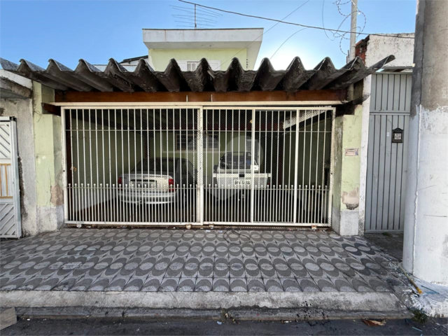 Sobrado à venda com 4 quartos em Parque Edu Chaves, São Paulo, SP