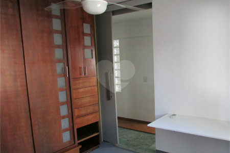 Apartamento à venda com 2 quartos em Vila Olímpia, São Paulo, SP