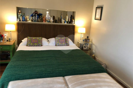 Apartamento à venda com 4 quartos, sendo 3 suítes, em Alto da Boa Vista, São Paulo, SP