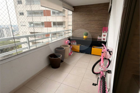 Apartamento à venda com 3 quartos, sendo 1 suíte,  no Centro, Diadema, SP