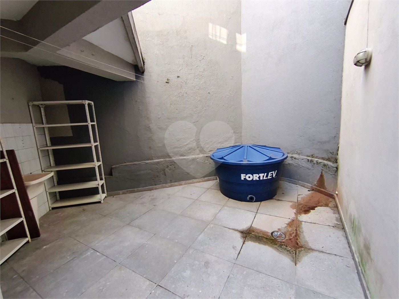 Sobrado à venda com 3 quartos, sendo 1 suíte, em Vila Nivi, São Paulo, SP
