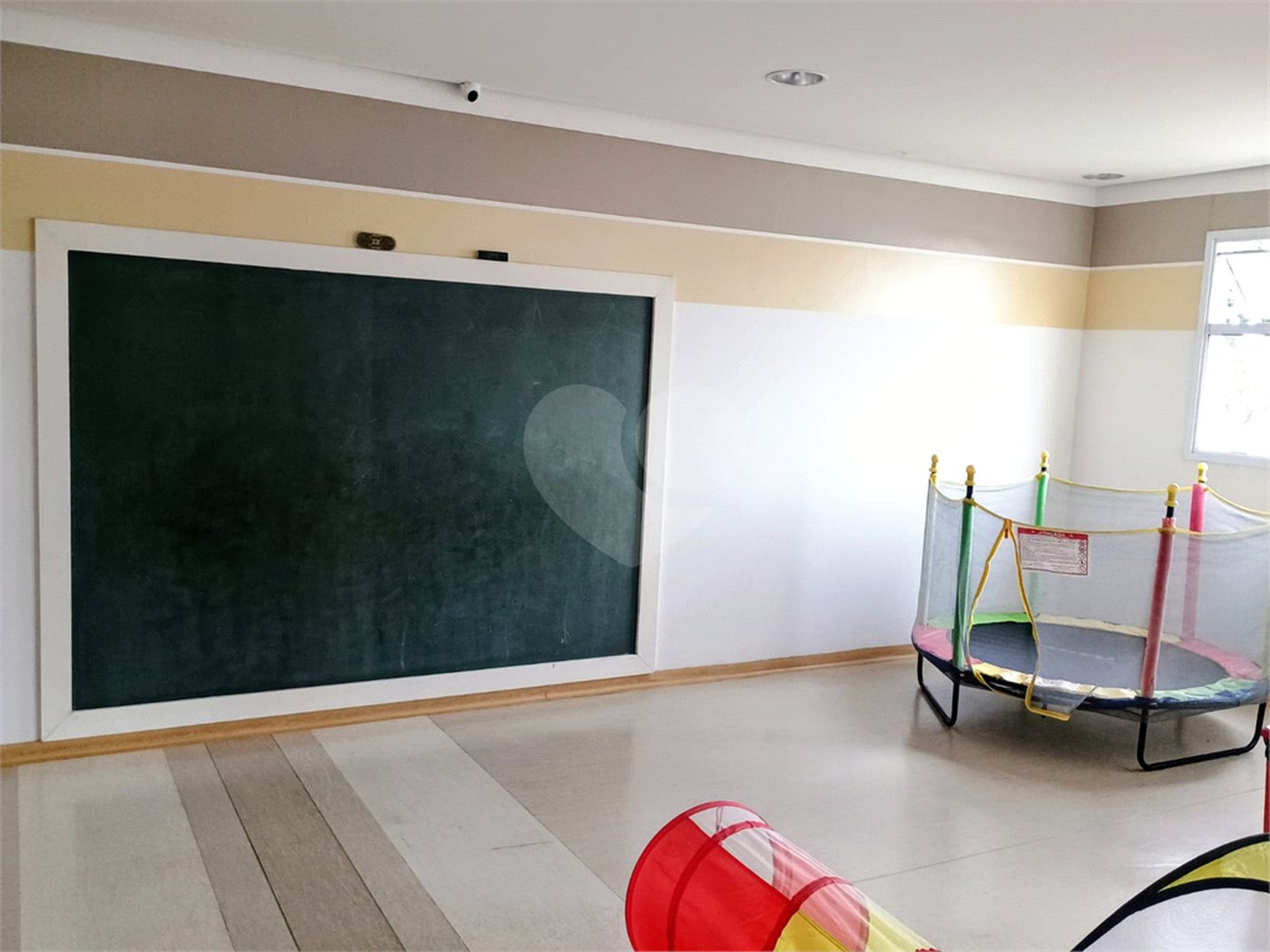 Apartamento à venda com 3 quartos, sendo 1 suíte,  em Vila Maria Alta, São Paulo, SP