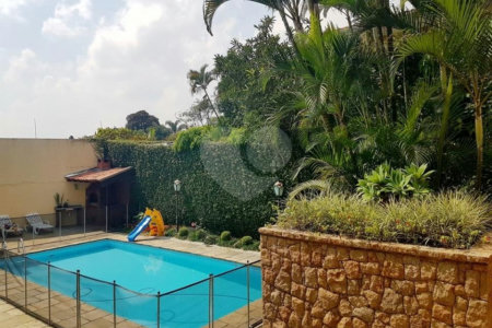 Casa Térrea à venda com 3 suítes em Brooklin Velho, São Paulo, SP