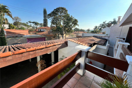 Casa à venda com 4 quartos, sendo 3 suítes, em Chácara Monte Alegre, São Paulo, SP