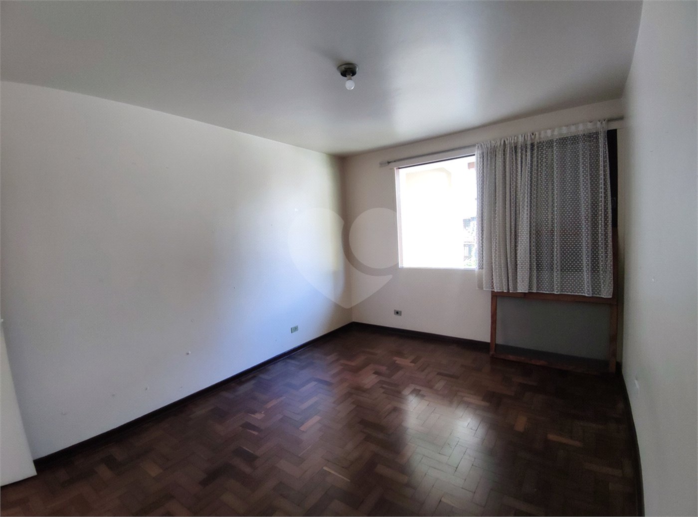 Sobrado à venda com 4 quartos, sendo 2 suítes, em Chácara Monte Alegre, São Paulo, SP