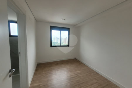 Apartamento à venda com 3 suítes em Parque Campolim, Sorocaba, SP