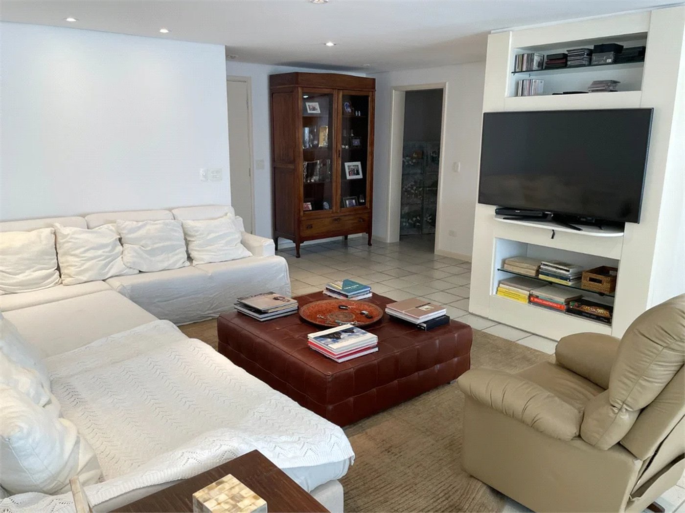 Apartamento à venda com 4 suítes em Vila Suzana, São Paulo, SP