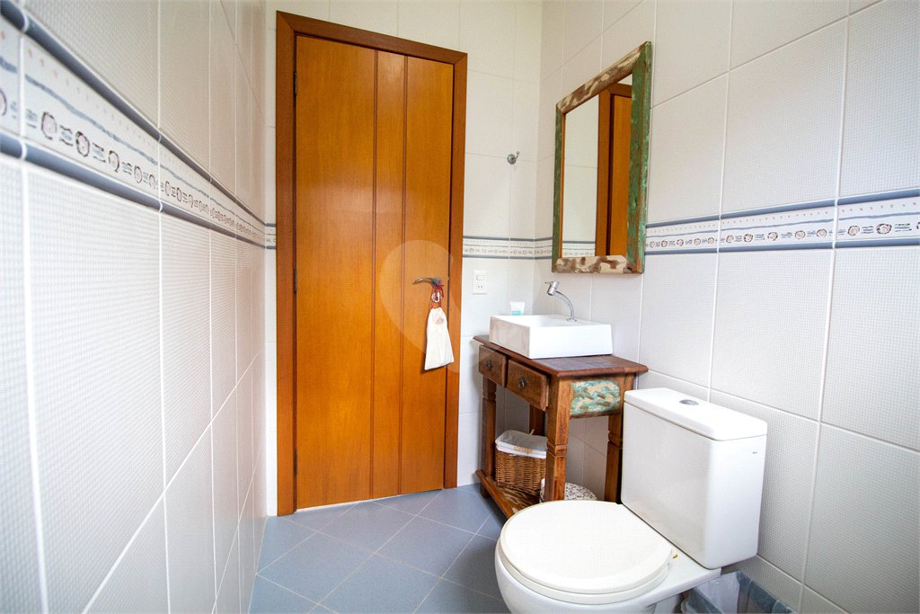 Chácara à venda com 4 quartos, sendo 2 suítes, em Jardim Oriental, Mairinque, SP