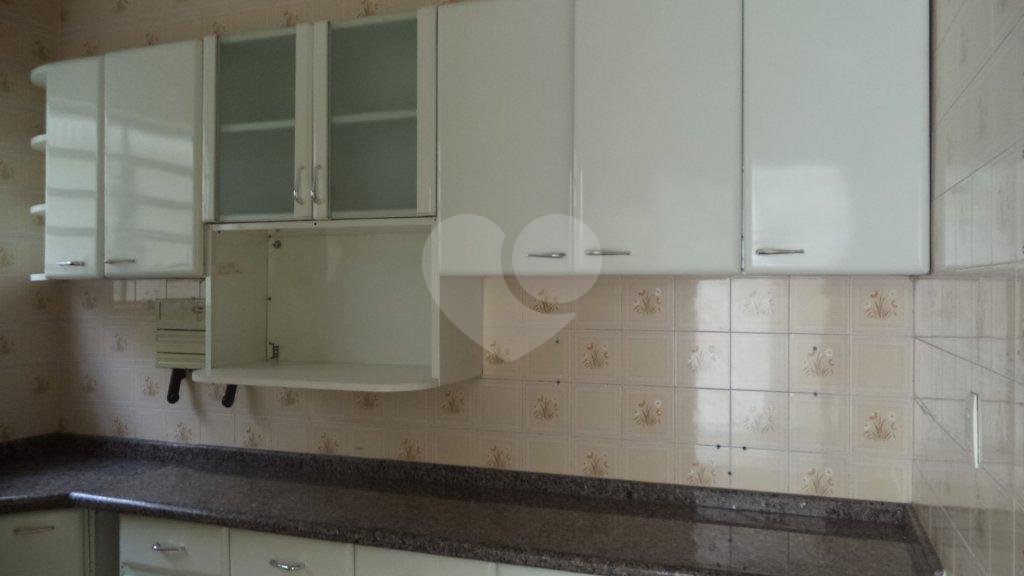 Sobrado à venda com 3 quartos, sendo 1 suíte, em Parada Inglesa, São Paulo, SP