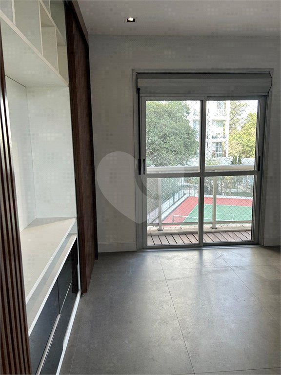Apartamento à venda com 2 suítes em Parque do Morumbi, São Paulo, SP