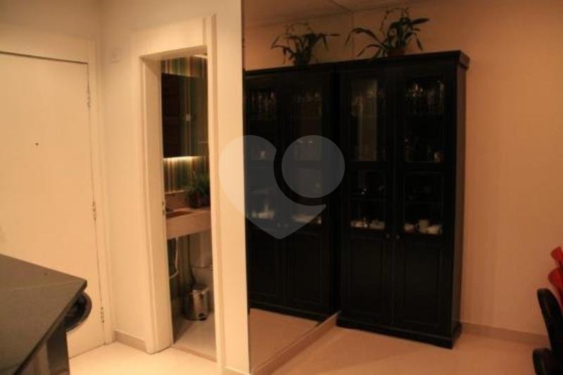 Apartamento à venda com 1 suíte em Vila Suzana, São Paulo, SP