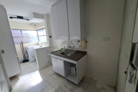 Apartamento à venda com 3 quartos, sendo 1 suíte, em Jardim Marajoara, São Paulo, SP