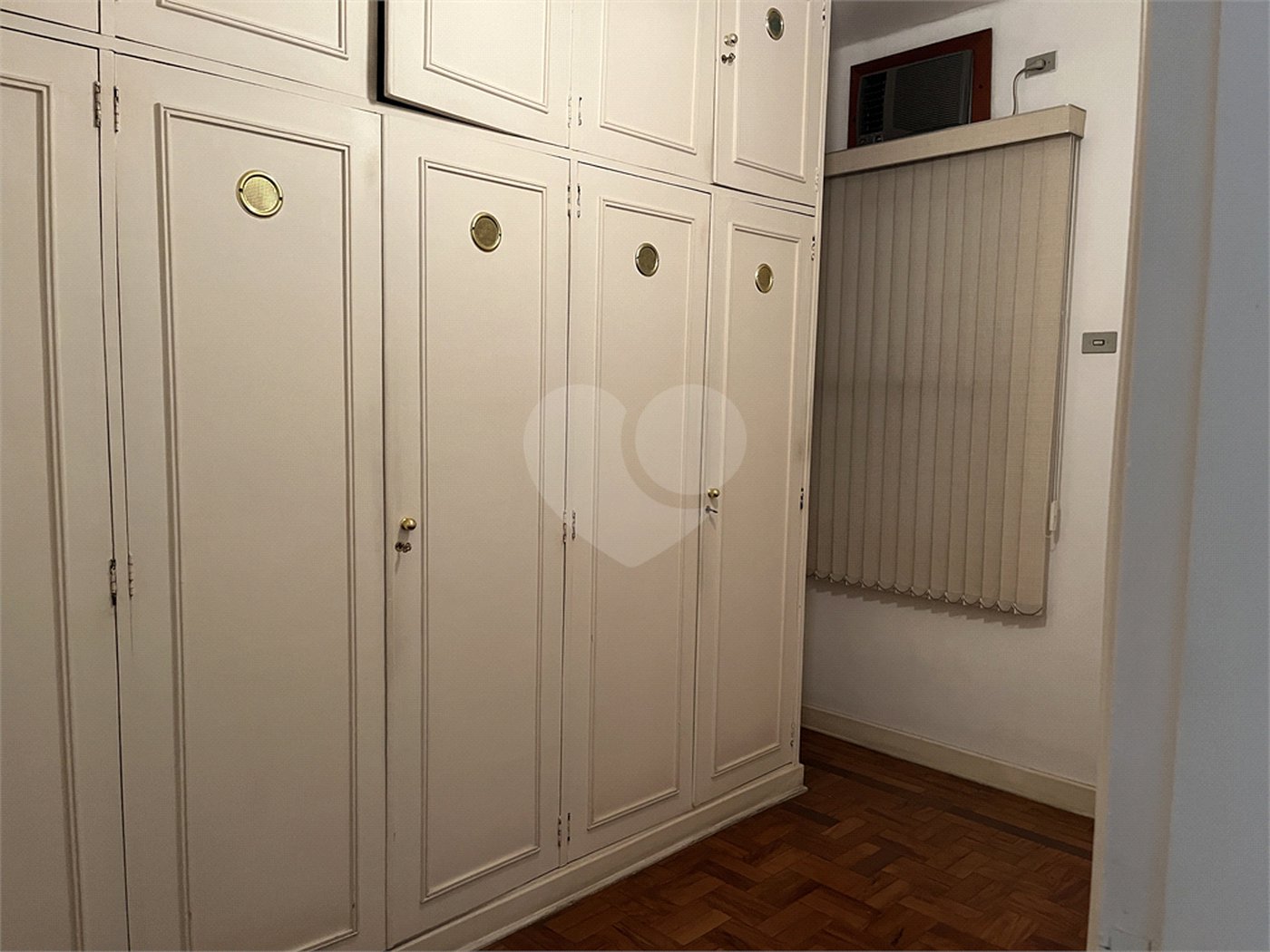 Sobrado à venda com 4 quartos, sendo 1 suíte, em Liberdade, São Paulo, SP