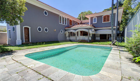 Casa à venda com 5 quartos, sendo 3 suítes,  em Alto da Boa Vista, São Paulo, SP
