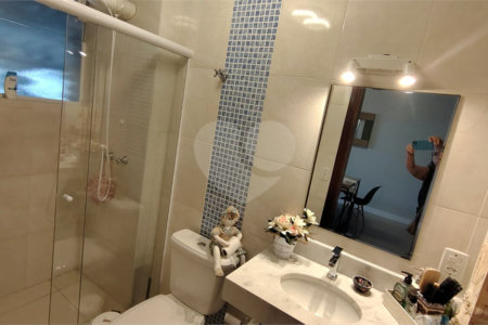Apartamento à venda com 3 quartos, sendo 2 suítes, no Centro, Peruíbe, SP