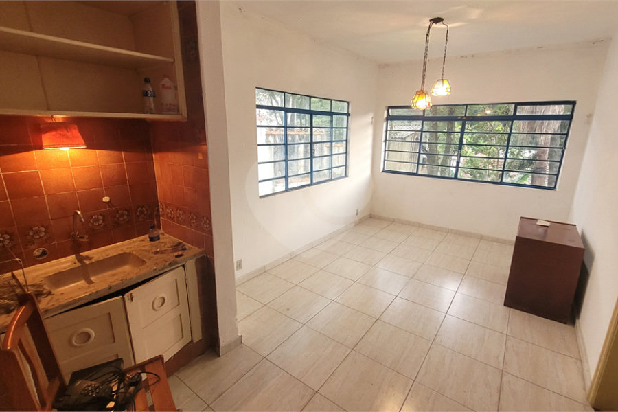Casa Térrea à venda com 2 quartos em Horto Florestal, São Paulo, SP