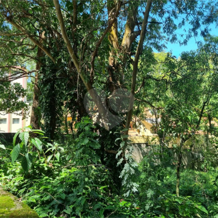 Terreno à venda no condomínio Horto do Ypê, São Paulo - SP