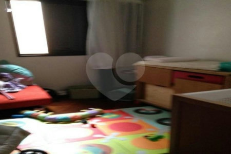 Apartamento à venda com 3 quartos, sendo 2 suítes, em Brooklin, São Paulo, SP