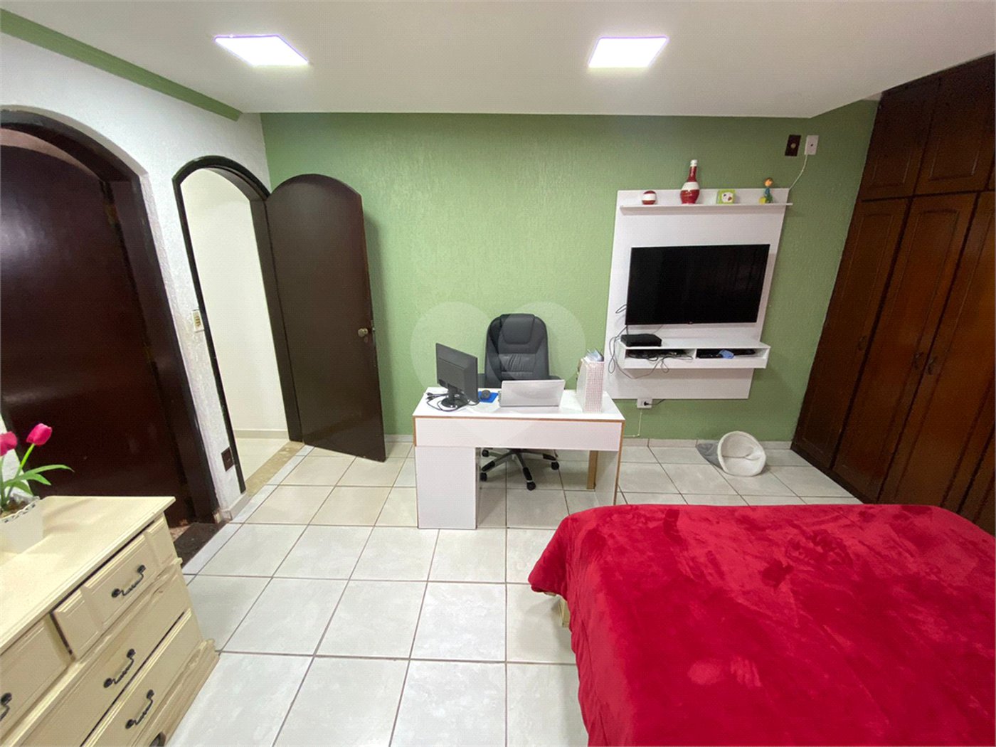 Casa à venda com 3 quartos, sendo 1 suíte,  em Parque Santa Rosa, Suzano, SP