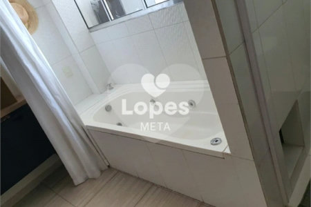Apartamento à venda com 3 quartos, sendo 1 suíte,  no Centro, São José dos Campos, SP