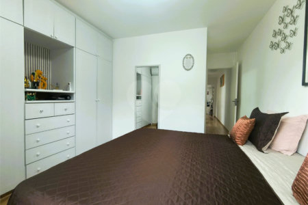 Casa à venda com 3 quartos, sendo 1 suíte, no condomínio Vila Panamericana, São Paulo - SP