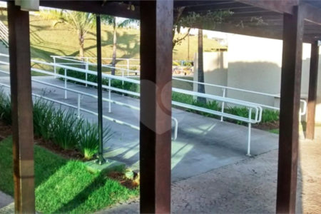Casa à venda com 3 suítes no condomínio Residencial Central Parque, Salto - SP