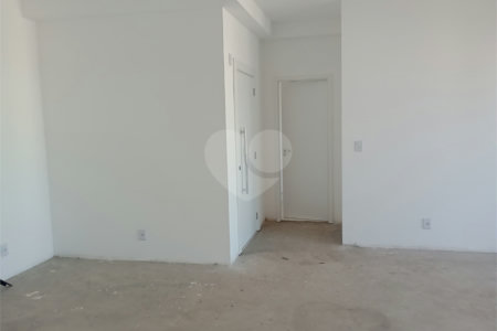 Apartamento à venda com 3 quartos, sendo 2 suítes, no Centro, Itapetininga, SP