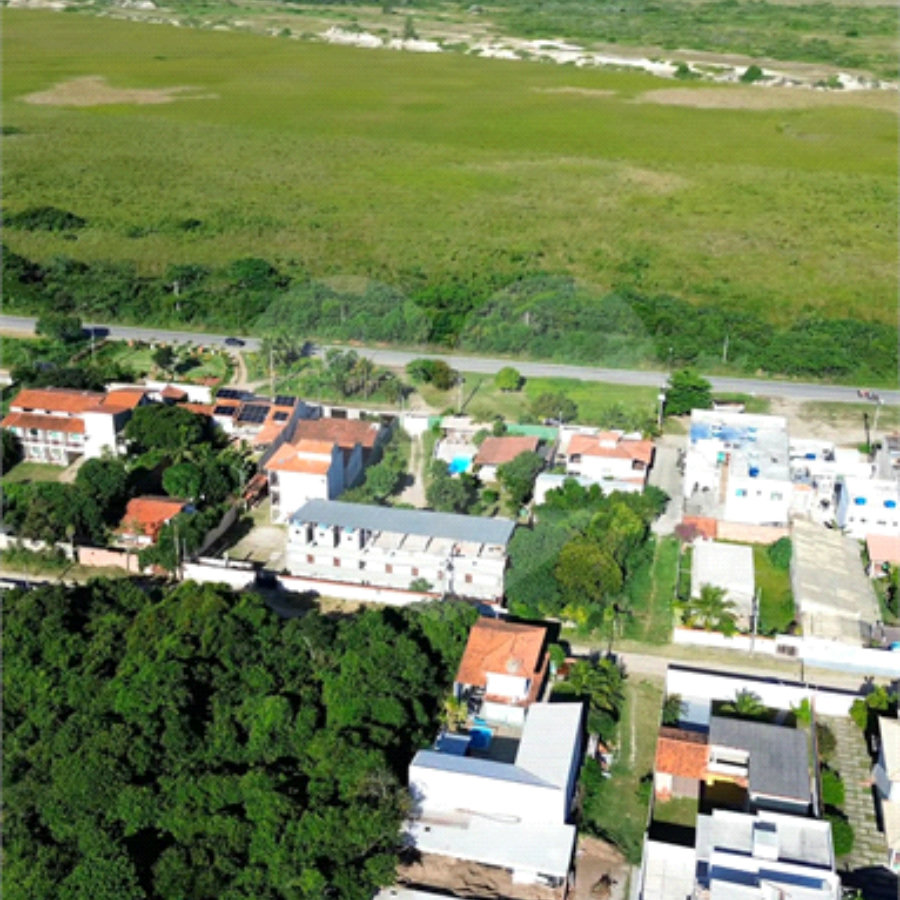 Casa à venda com 3 quartos, sendo 2 suítes, em Guriri, Cabo Frio, RJ