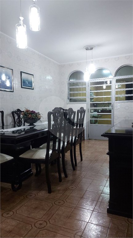 Sobrado à venda com 3 quartos, sendo 1 suíte, em Tremembé, São Paulo, SP