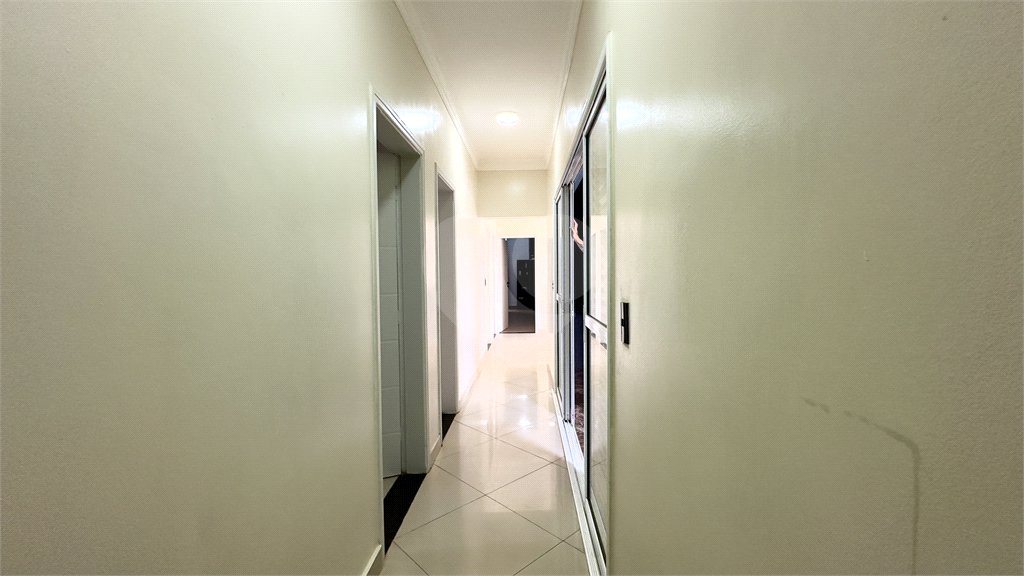 Casa à venda com 5 quartos, sendo 3 suítes, no condomínio Residencial Helvetia Park, Indaiatuba - SP