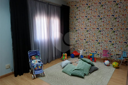 Sobrado à venda com 5 quartos, sendo 3 suítes, em Jardim Franca, São Paulo, SP