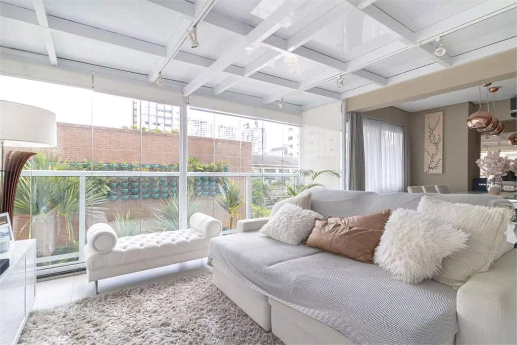 Apartamento à venda com 1 suíte em Vila Olímpia, São Paulo, SP