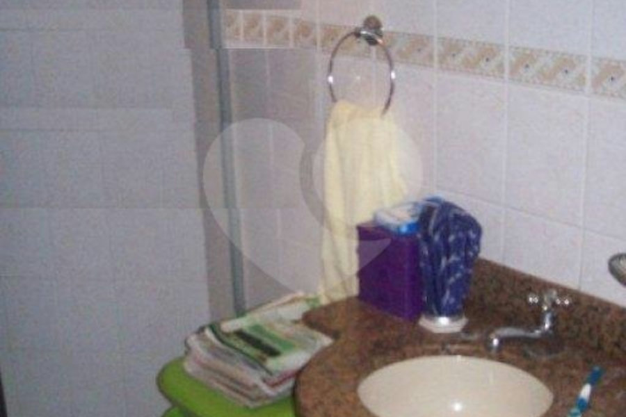 Casa à venda com 3 quartos no condomínio Travessa Sílvio Lazzari,76, São Paulo - SP