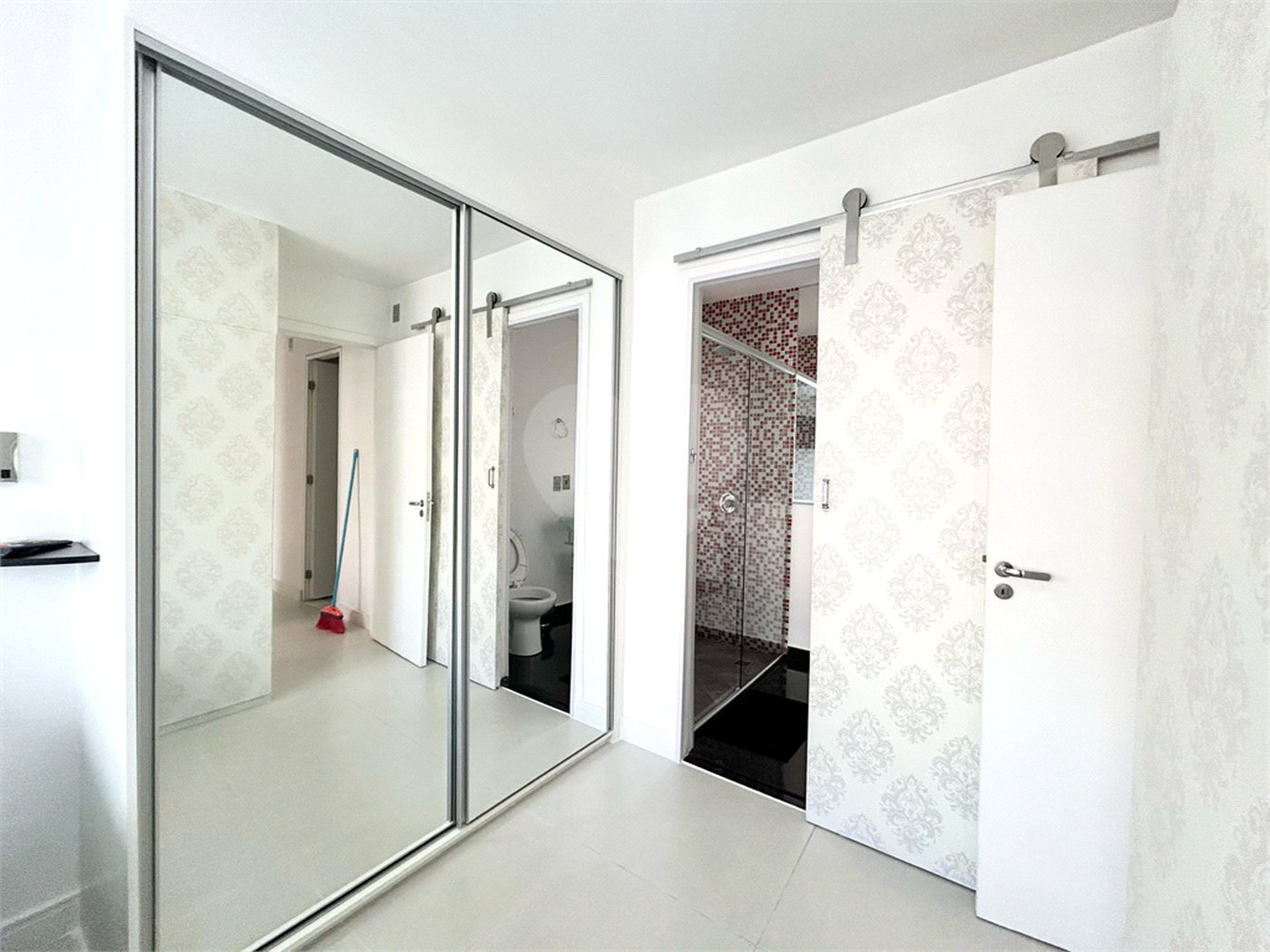 Apartamento à venda ou para alugar com 2 quartos, sendo 1 suíte, em Brooklin, São Paulo, SP