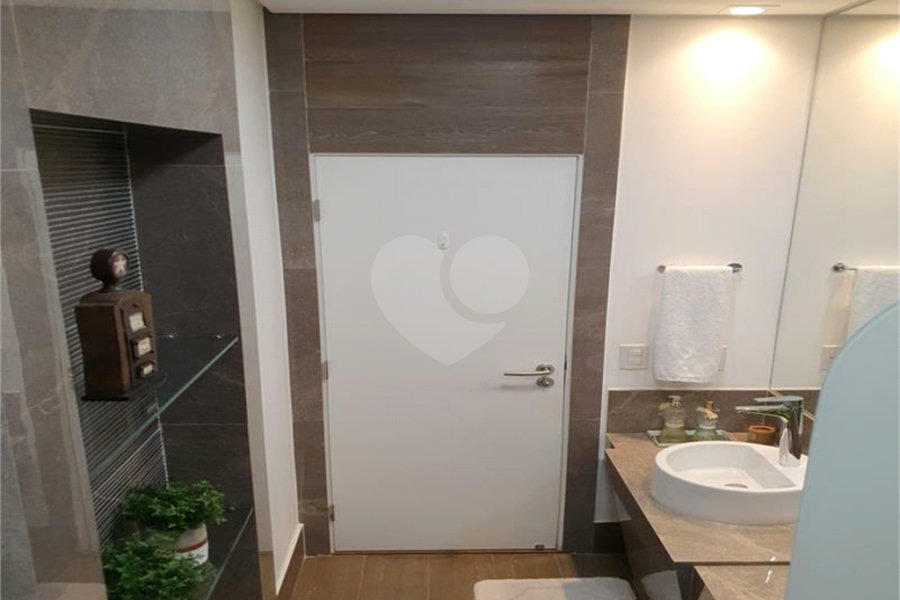 Casa à venda com 5 suítes no condomínio Residencial Villagio, Americana - SP