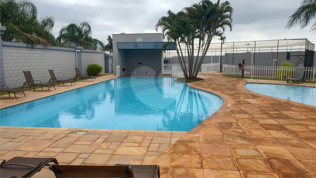 Casa à venda com 4 quartos, sendo 1 suíte, no condomínio Green View Residdence, Indaiatuba - SP