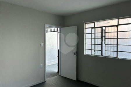 Casa à venda com 3 quartos em Vila Lucy, Sorocaba, SP
