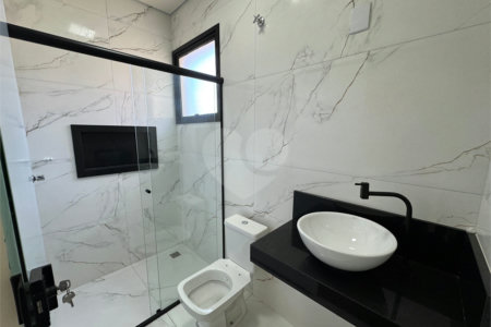 Casa à venda com 5 quartos, sendo 4 suítes, no condomínio Golden Ville, Itapetininga - SP