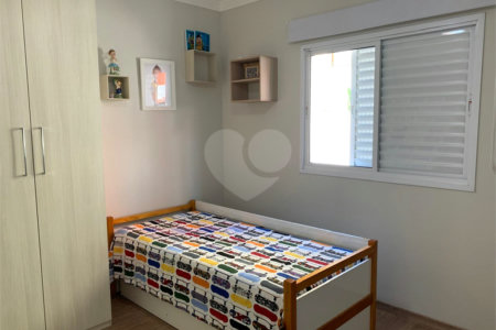 Sobrado à venda com 3 quartos, sendo 1 suíte,  em Vila Gumercindo, São Paulo, SP