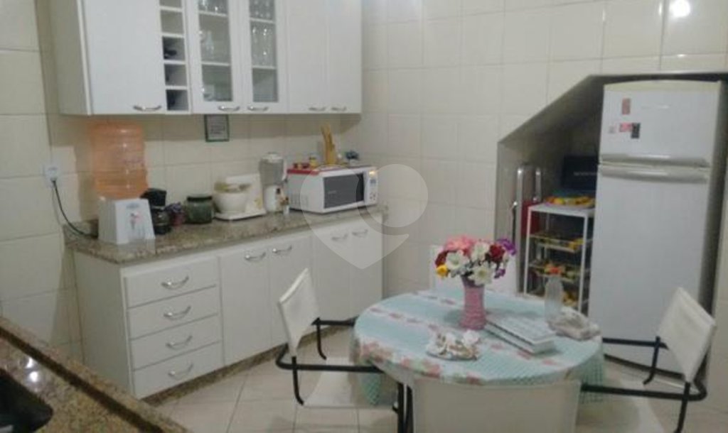 Sobrado à venda com 2 quartos em Vila Gustavo, São Paulo, SP