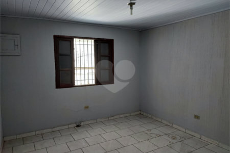 Casa à venda com 2 quartos em Jardim Porteira Grande, São Paulo, SP