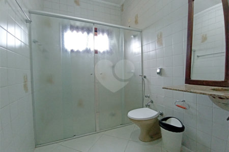 Casa à venda com 4 suítes no condomínio Estância Marambaia, Vinhedo - SP