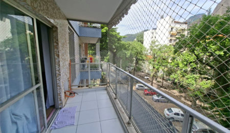 Apartamento à venda com 3 quartos, sendo 1 suíte,  em Grajaú, Rio de Janeiro, RJ