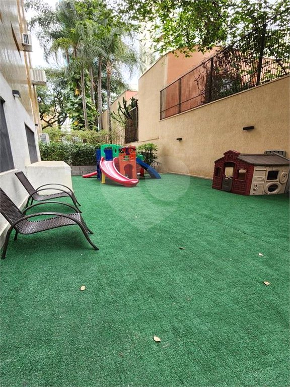 Apartamento à venda com 3 quartos, sendo 1 suíte, em Jardim Paulista, São Paulo, SP