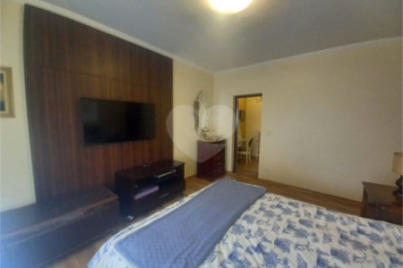 Casa à venda com 5 quartos, sendo 2 suítes, no condomínio Vinhas da Vista Alegre - Lado Sede, Vinhedo - SP