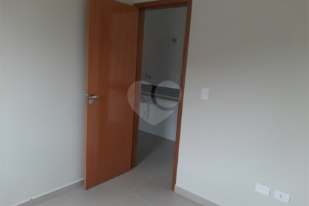 Apartamento à venda com 2 quartos em Vila Nivi, São Paulo, SP