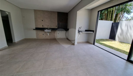 Casa à venda com 2 suítes no condomínio Residencial Vue26, Atibaia - SP