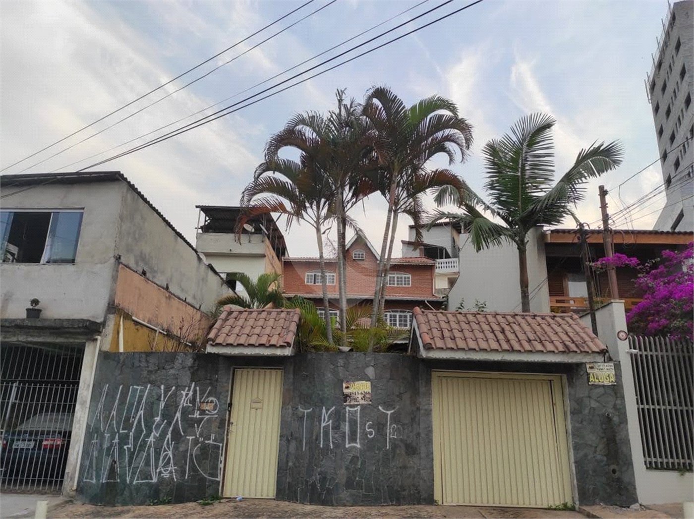 Casa à venda com 3 suítes em Matriz, Mauá, SP