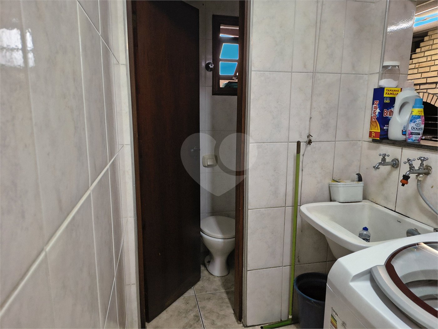 Sobrado à venda com 3 quartos, sendo 1 suíte, em Tremembé, São Paulo, SP